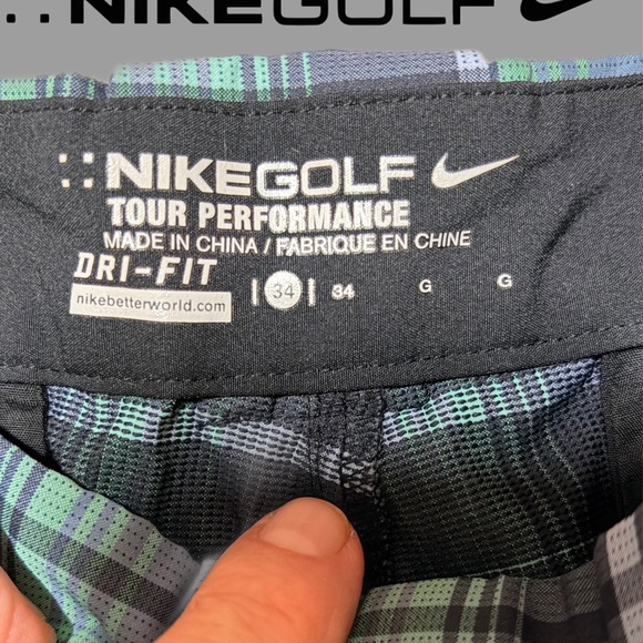 NEW Nike Golf Men's DRI-FIT Plaid Shorts - Green and Black - Picture 4 of 7